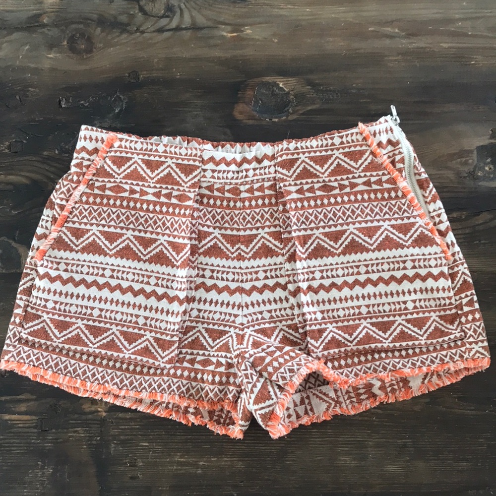 Linen look Aztec print shorts